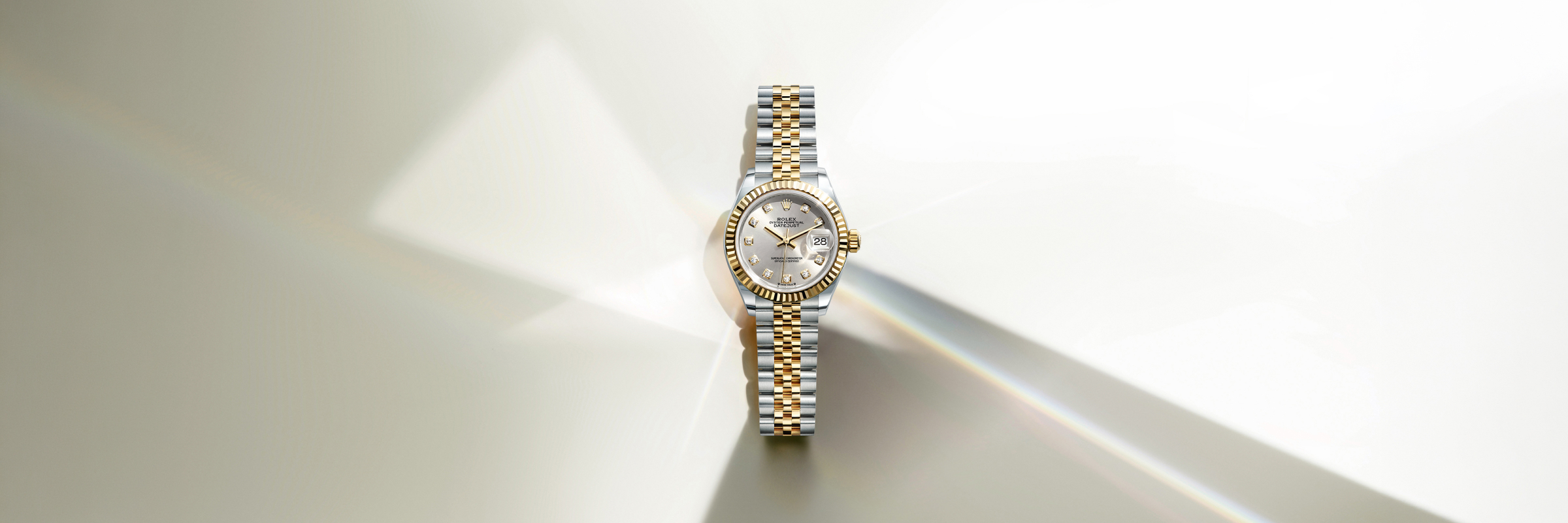 rolex-collection_banner-lady-datejust-cover-m279173-0007-landscape
