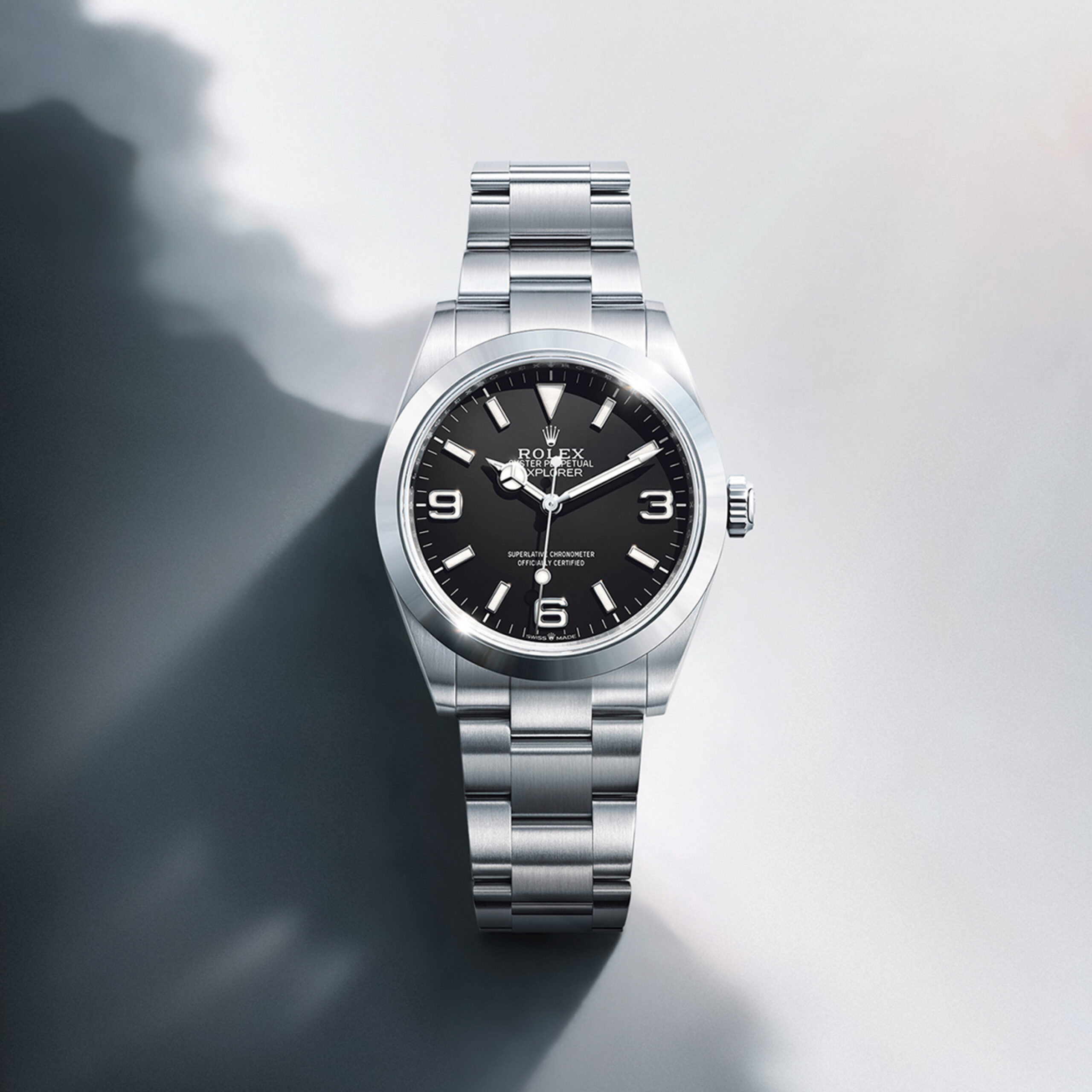 rolex-collection_banner-explorer-cover-m224270-0001-portrait-scaled