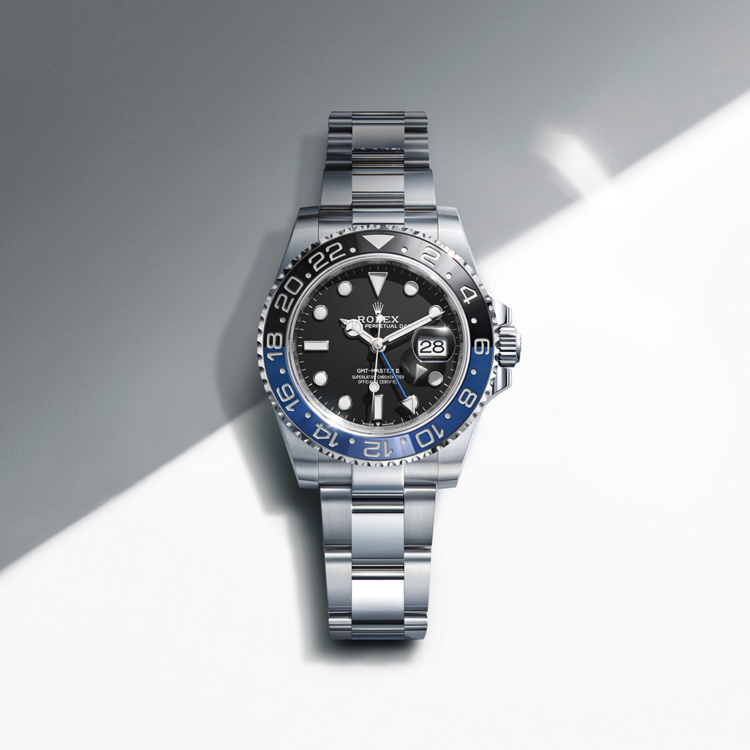 rolex-collection_banner-gmt-master-ii-cover-m126710blnr-0003-portrait-scaled