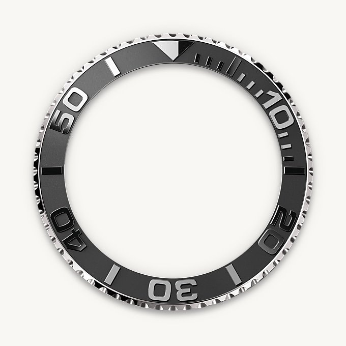 m226627-0001__feature1portrait