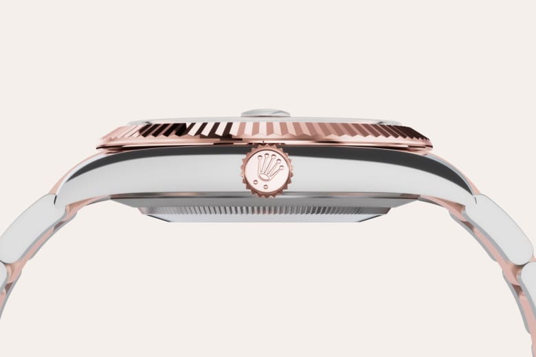 m126331-0007-060__feature3portrait