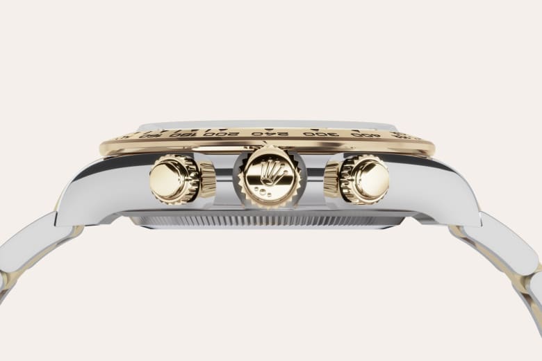 m126503-0003-060__feature3portrait