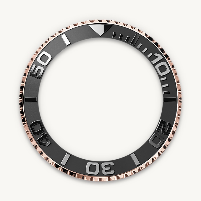 m126655-0002__feature3portrait