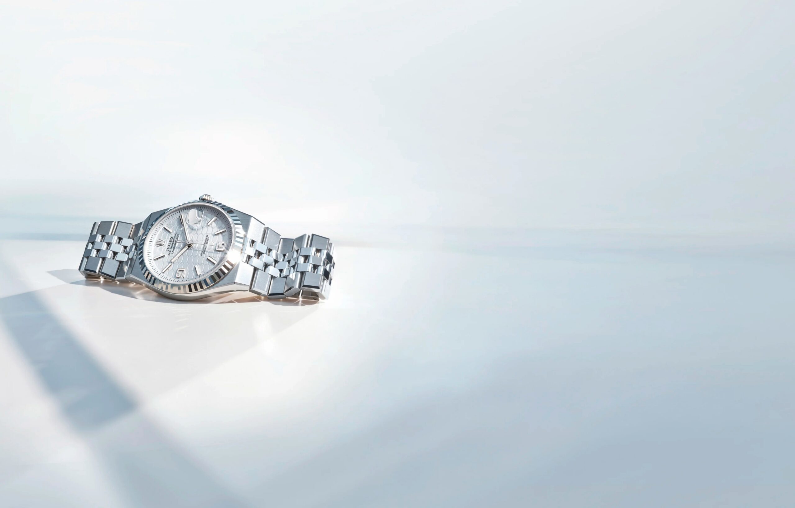 rolex_land-dweller_m127334-0001_rvb_4000x2560-scaled